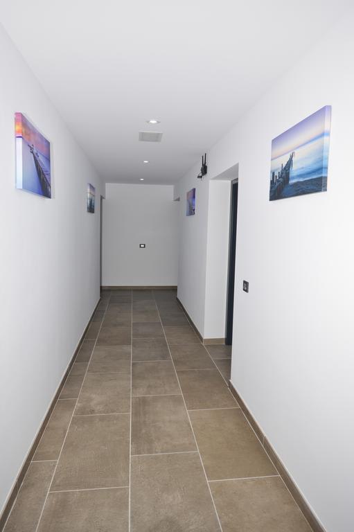 קוניל דה לה פרונטרה Hostal Maria Jose מראה חיצוני תמונה